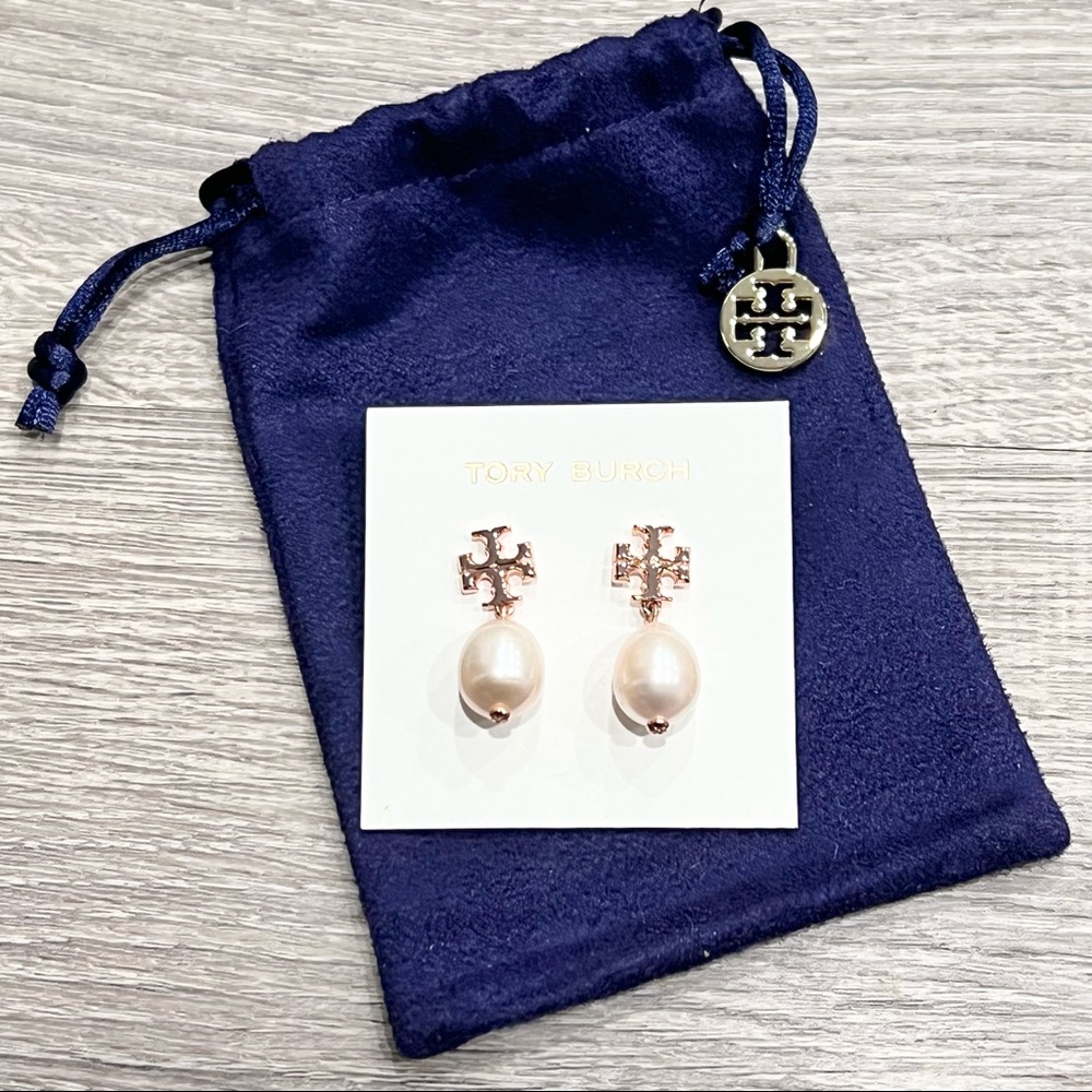 Tory Burch Kira Pearl Drop Earring in Rose Gold